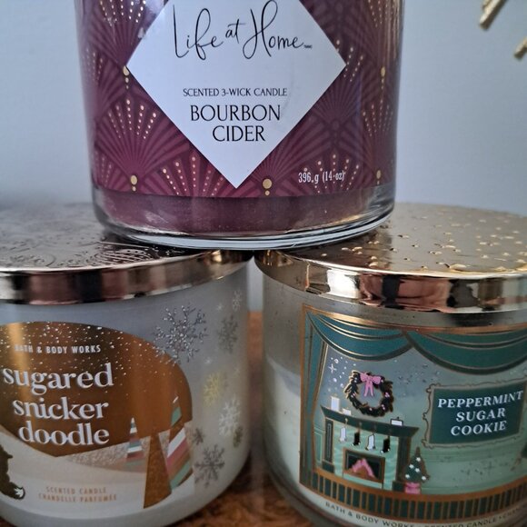 🍪 Sweet 3-Wick Candle Bundle: Sugared Snickerdoodle, Peppermint Sugar Cookie - Picture 2 of 5